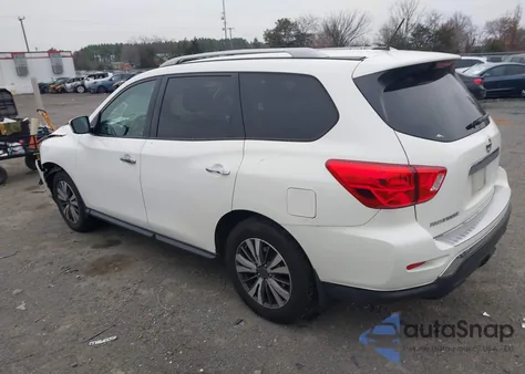 2017 Nissan Pathfinder S z USA, uszkodzony, nr VIN 5N1DR2MM9HC695021